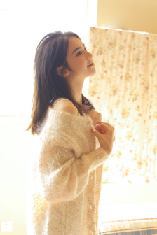 女大学生沙龙室4
